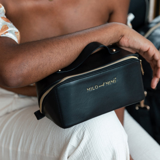 The Cosmetic Pouch in Black